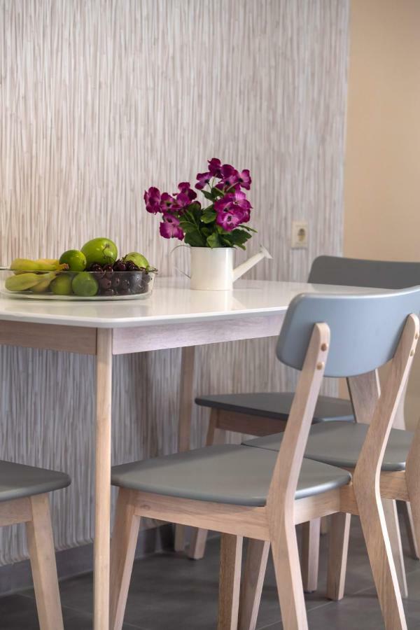 Ifi Sea House Apartment นิเกียนา ภายนอก รูปภาพ